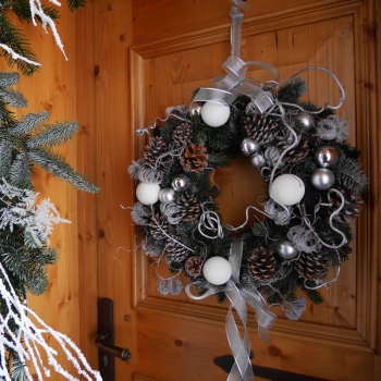 Front Door Decoration